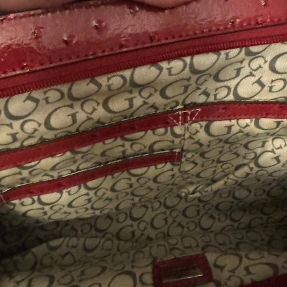 Vintage Red Guess 1981 Handbag - Picture 6 of 7